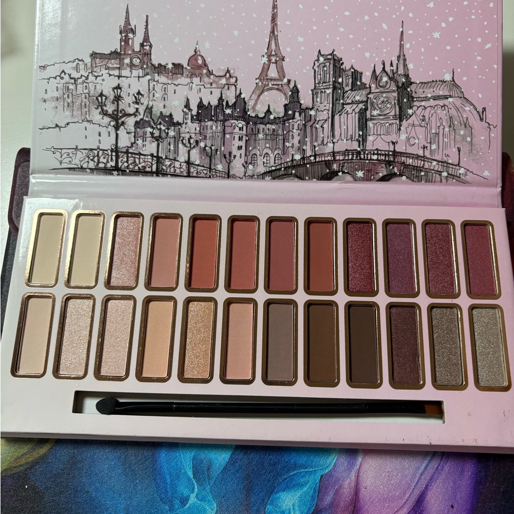 Parisian Dream Eyeshadow Palette